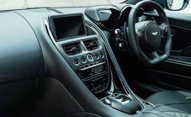 Aston Martin DBS Superleggera 20