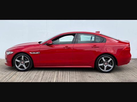 Jaguar XE 2.0 XE R-Sport Auto 4dr 43