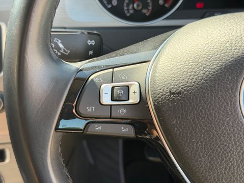 Volkswagen Golf MATCH EDITION TDI BMT DSG 11