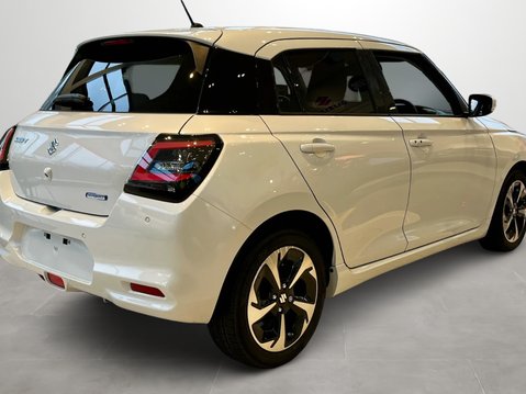 Suzuki Swift 1.2 Mild Hybrid Ultra 5dr 7
