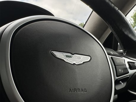 Aston Martin DB11 V12 55