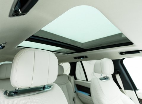 Land Rover Range Rover P400 HSE 10