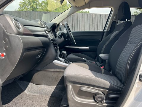 Suzuki Vitara SZ-T 3