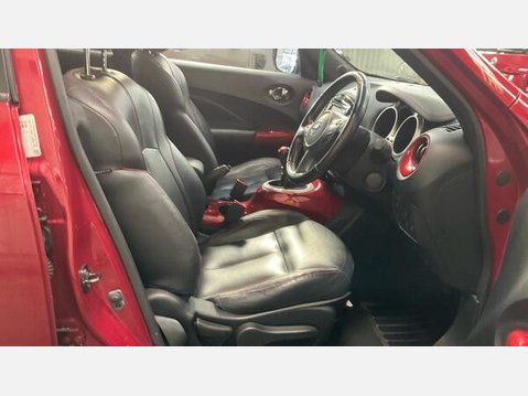 Nissan Juke 1.2 DIG-T Tekna Euro 5 (s/s) 5dr Euro 5 6