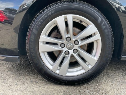 Vauxhall Astra 1.0i Turbo ecoFLEX Tech Line Euro 6 (s/s) 5dr 9