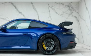 Porsche 911 GT3 (992) 32