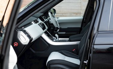 Land Rover Range Rover Sport 5.0 SVR 15