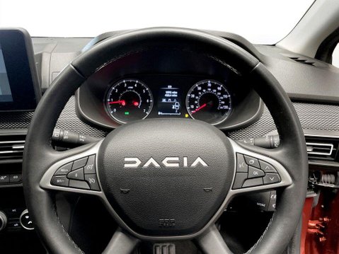 Dacia Jogger 1.0 TCe Expression MPV 5dr Petrol Manual Euro 6 (s/s) (110 ps) Cruise Cont 13