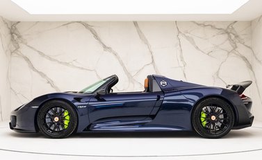 Porsche 918 Spyder Weissach 2