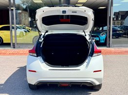 Nissan LEAF Leaf Tekna Electric 110kw, 39kwh (Automatic) 68