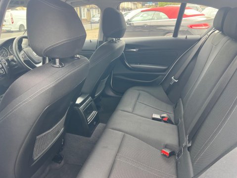 BMW 1 Series 1.5 118i Sport Euro 6 (s/s) 5dr 29