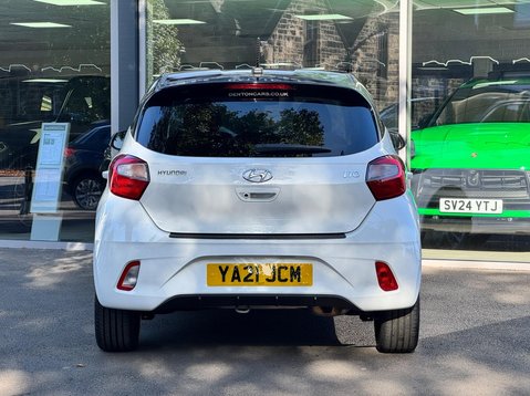 Hyundai i10 MPI PREMIUM 8
