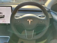 Tesla Model Y BASE 25