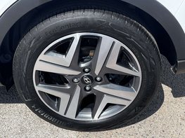 Hyundai BAYON 1.0 Bayon Premium TGDi MHEV Auto 5dr 14