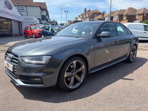 Audi A4 2.0 TDI 177 BLACK EDITION 9