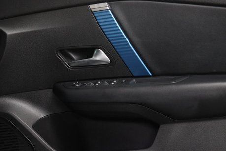 Citroen C4 SHINE PLUS 35