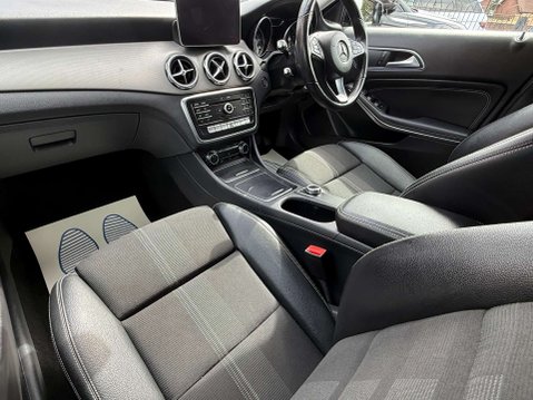Mercedes-Benz GLA 1.6 GLA180 Urban Edition SUV 5dr Petrol 7G-DCT Euro 6 (s/s) (122 ps) 53
