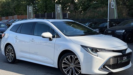Toyota Corolla EXCEL HYBRID - ONE OWNER - FULL TOYOTA SERVICE HISTORY 