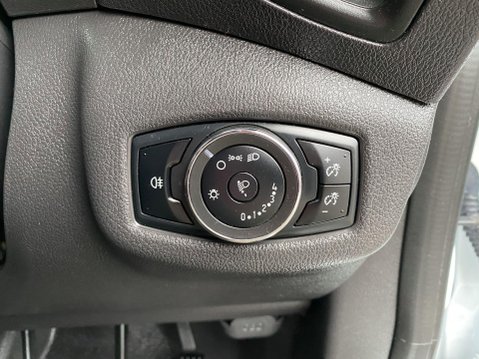 Ford Transit Connect 200 P/V 24