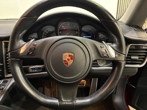 Porsche Panamera 3.0D V6 TiptronicS Euro 5 (s/s) 5dr 43