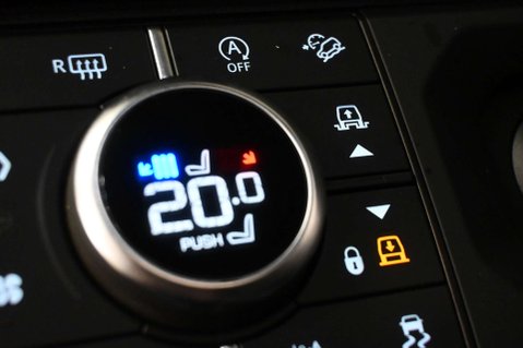 Land Rover Defender 3.0 Defender X-Dynamic HSE D MHEV A 4WD 5dr 20