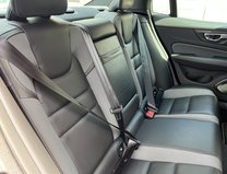 Volvo S60 2.0 T5 R-Design Edition Saloon 4dr Petrol Auto Euro 6 (s/s) (250 ps) 13