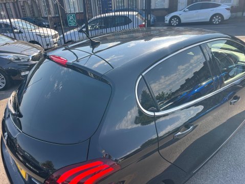 Peugeot 208 1.2 PureTech Allure Euro 6 5dr 15