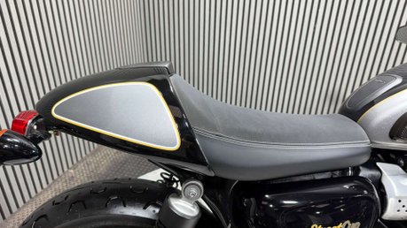 Triumph Street 900 2018 ONLY 7K LONG MOT MODERN RETRO 900CC 18