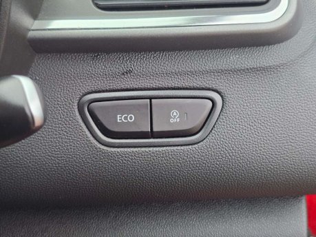 Renault Kadjar 1.5 dCi Dynamique Nav SUV 5dr Diesel EDC Euro 6 (s/s) (110 ps) 30