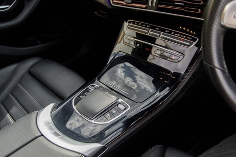 Mercedes-Benz EQC EQC 400 4MATIC AMG LINE PREMIUM PLUS 44