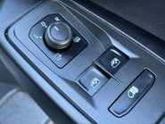 Volkswagen Caddy C20 122 ps Tdi Commerce Pro DSG Panel Van 36