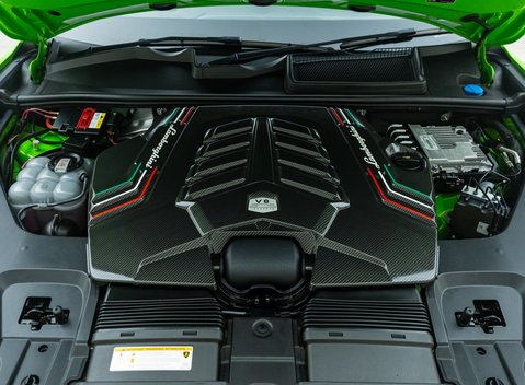 Lamborghini Urus PEARL CAPSULE 45