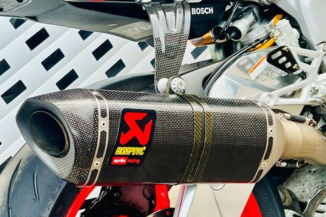 Aprilia Tuono Tuono V4 1100 Factory 10