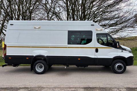 Iveco Daily 70C18V Welfare Unit - Tail Lift / Toilet / 7 Seats / Air Con 11