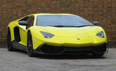 Lamborghini Aventador LP720-4 50th Anniversary 1