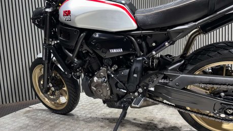 Yamaha XSR700 700 XTRIBUTE 2020 ONLY 5K AKRAPOVIC EXHAUST MODERN RETRO A2 14