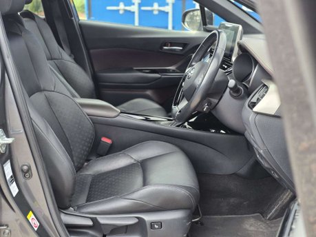 Toyota C-HR 1.8 VVT-h Excel SUV 5dr Petrol Hybrid CVT Euro 6 (s/s) (122 ps) 17