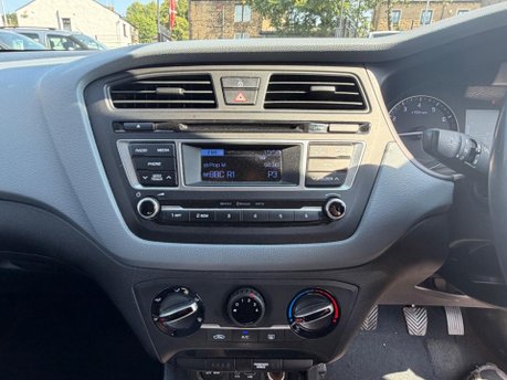 Hyundai i20 MPI SE BLUE DRIVE 15