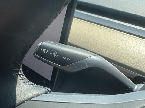 Tesla Model Y SUV 5dr Electric Auto RWD (346 ps) 14