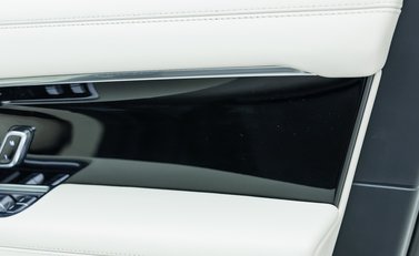 Land Rover Range Rover P460e AUTOBIOGRAPHY LWB 29