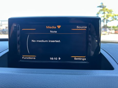 Audi Q3 TFSI S LINE NAVIGATION 29