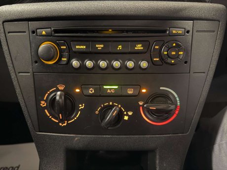 Citroen C4 1.6i 16V SX 5dr 18