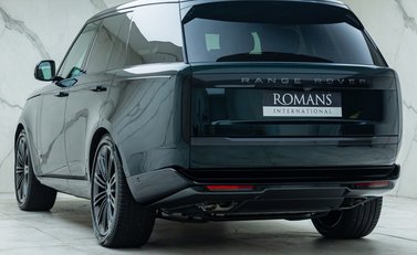 Land Rover Range Rover P530 AUTOBIOGRAPHY 10