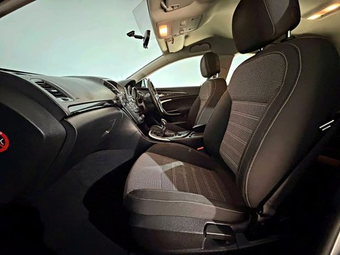 Vauxhall Insignia SRI CDTI 18