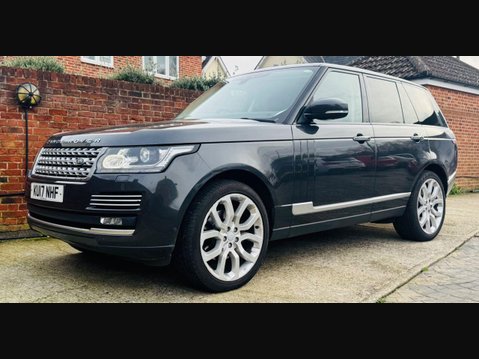 Land Rover Range Rover 3.0 TD V6 Vogue SE SUV 5dr Diesel Auto 4WD Euro 6 (s/s) (258 ps) 12