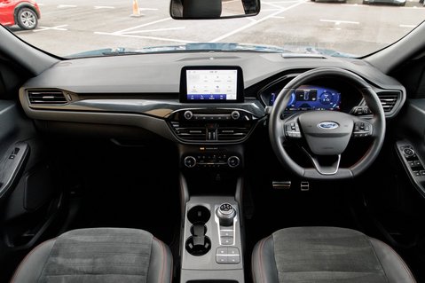 Ford Kuga ST-LINE X EDITION 3