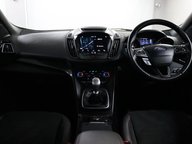 Ford Kuga ST-LINE 22