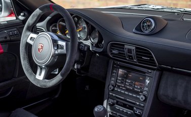 Porsche 911 GT3 RS 4.0 LHD 14