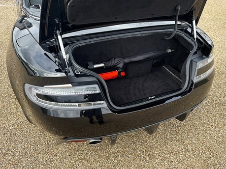 Aston Martin DBS V12 VOLANTE CARBON BLACK EDITION 76