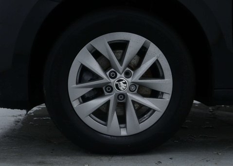 Skoda Fabia 1.0 Fabia SE Comfort TSi Semi-Auto 5dr 16